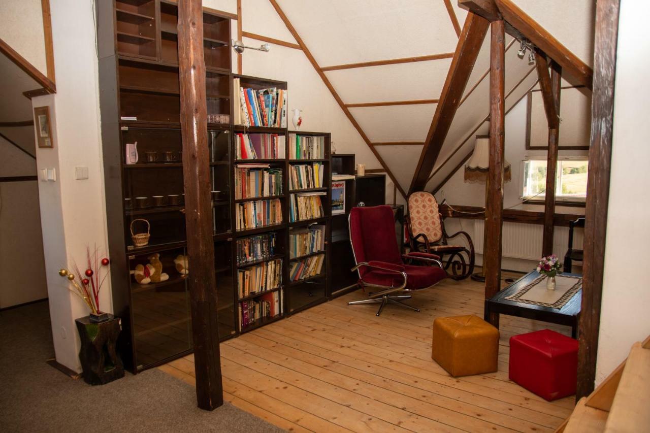Apartmany U Kocoura Pod Klinovcem Kovarska Luaran gambar